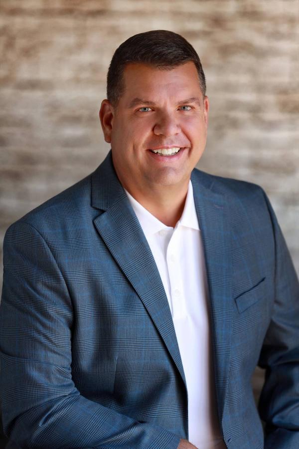 Rodney Chenault, Managing Broker